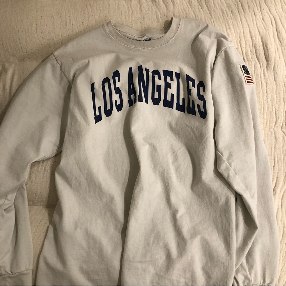 Brandy Melville Los Angeles Long Sleeve Top